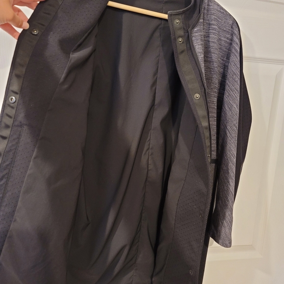 Lululemon Coccoon Car Coat - Size Small - Picture 4 of 7